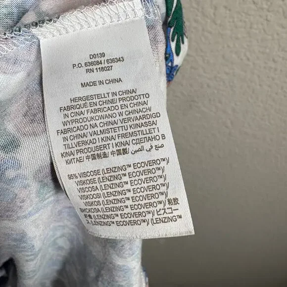 Boden Size 6 Shift Dress Green Floral Crew Neck Smocked Waist Short Sleeves - Picture 8 of 8